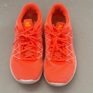 Nike Bright pink Sneakers with White Details - Nike flex Fury 2